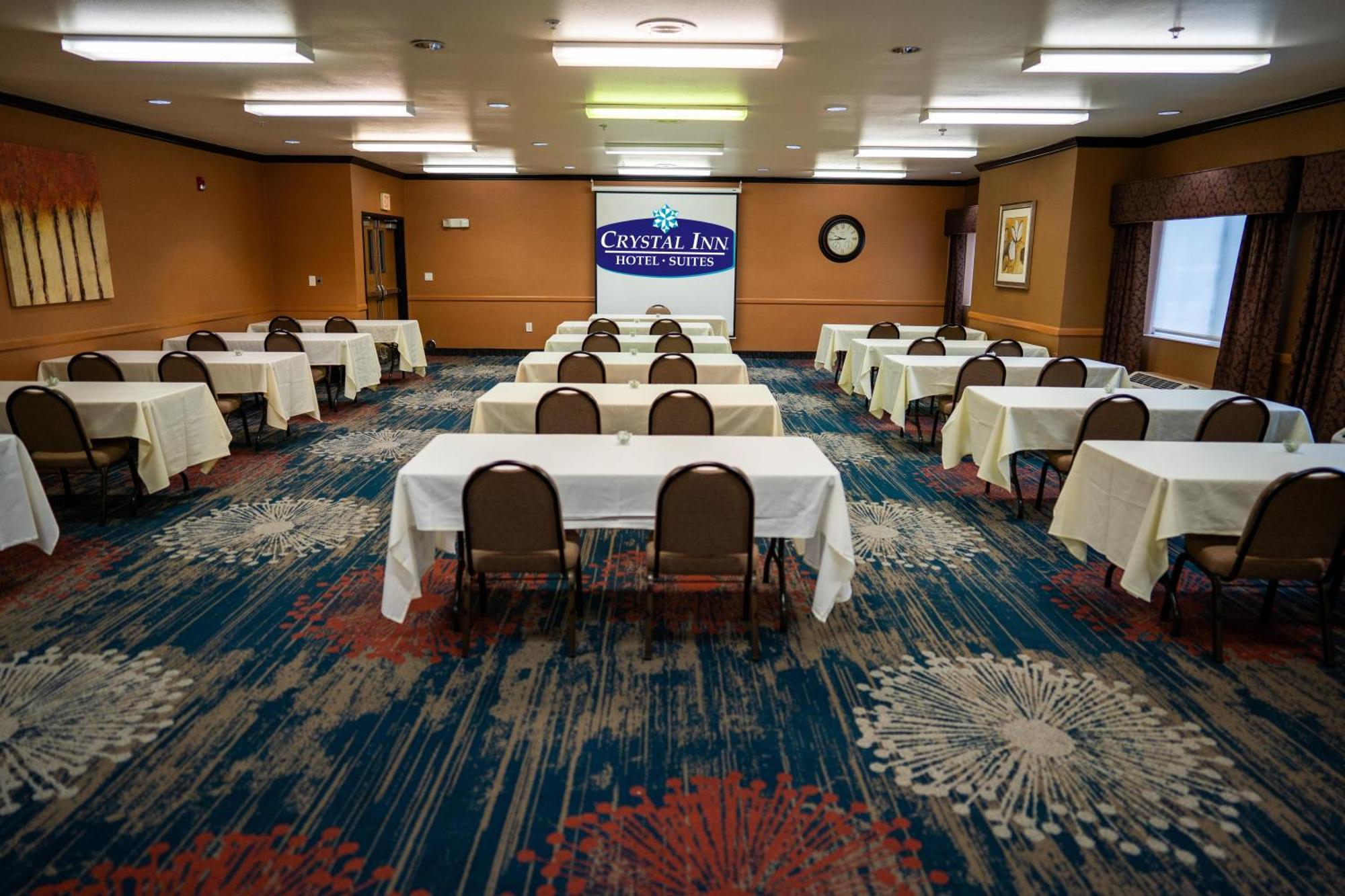 Crystal Inn Hotel & Suites - Midvalley Murray Buitenkant foto
