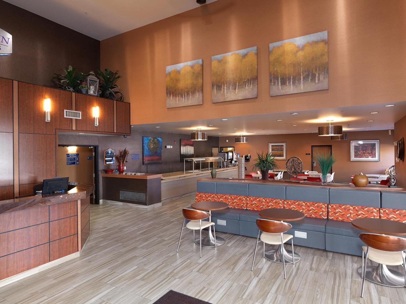 Crystal Inn Hotel & Suites - Midvalley Murray Buitenkant foto