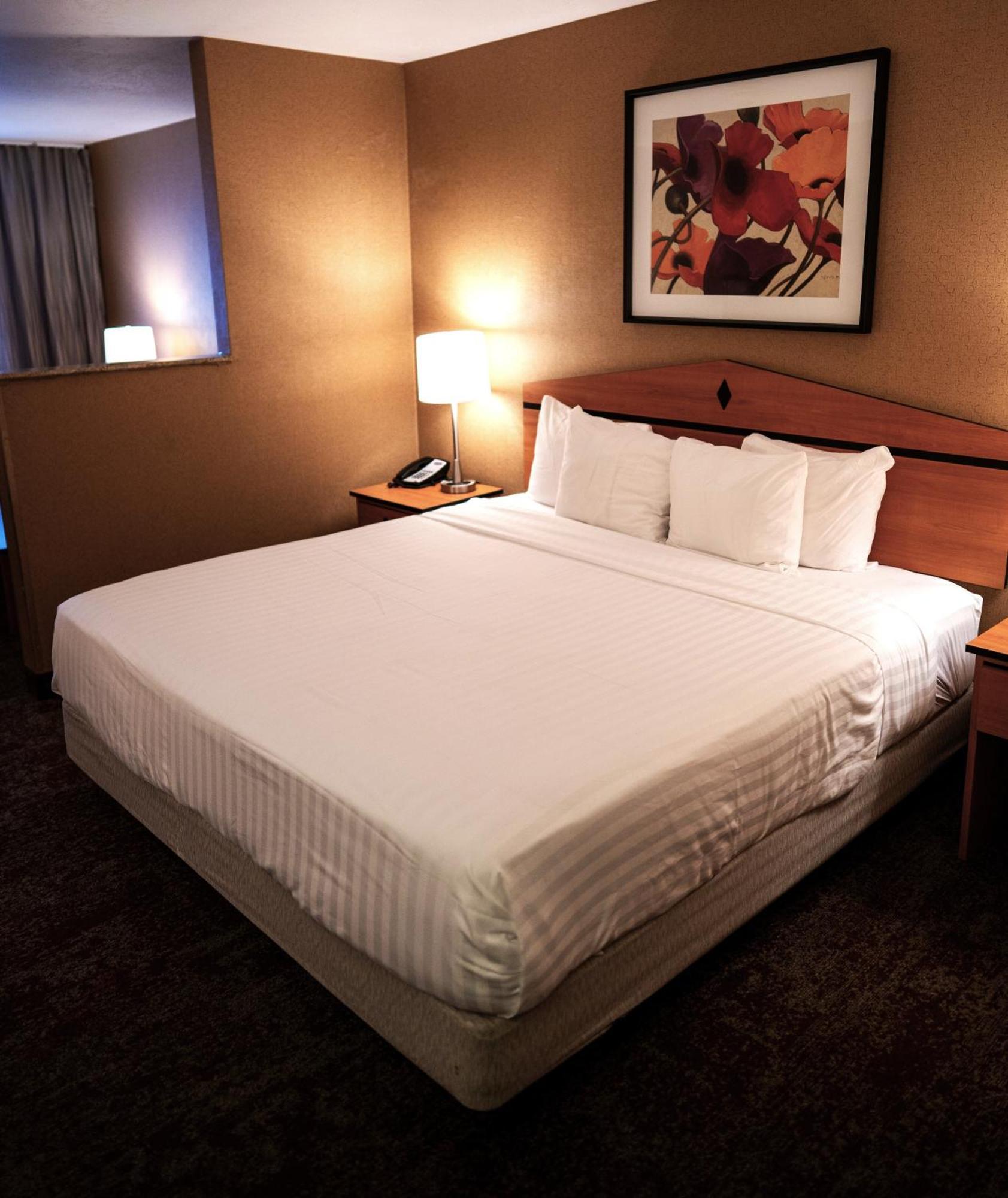 Crystal Inn Hotel & Suites - Midvalley Murray Buitenkant foto