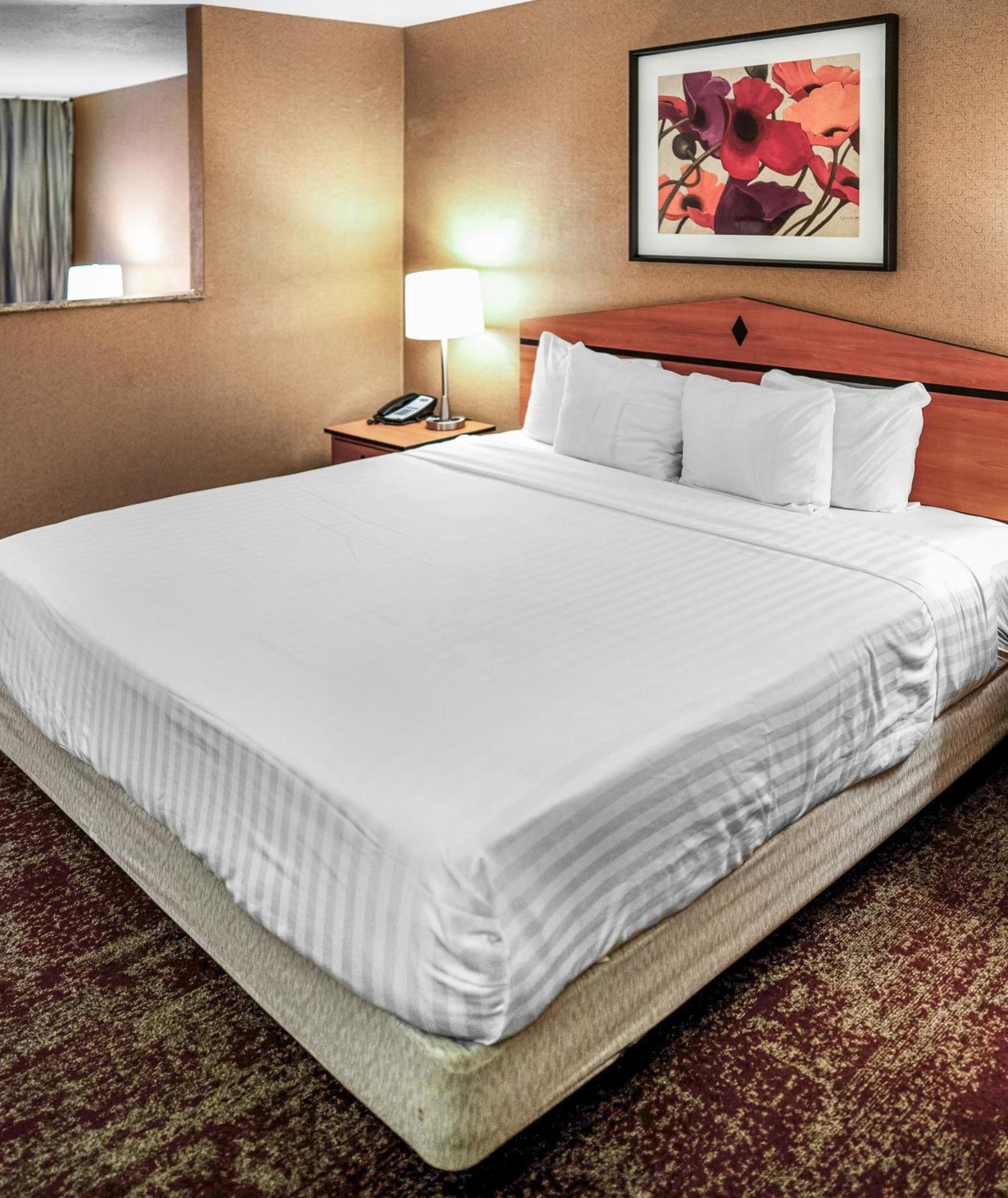 Crystal Inn Hotel & Suites - Midvalley Murray Buitenkant foto